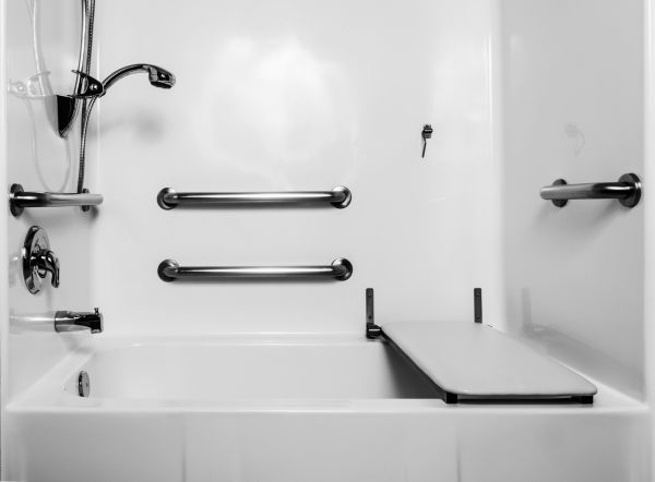 Accessible Tub Installation in Panama City Beach