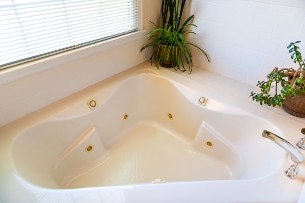 Cost of Soaking Tub Installation in Panama City Beach